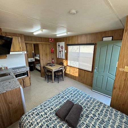 Acacia Caravan Park & Holiday Units Арарат Экстерьер фото