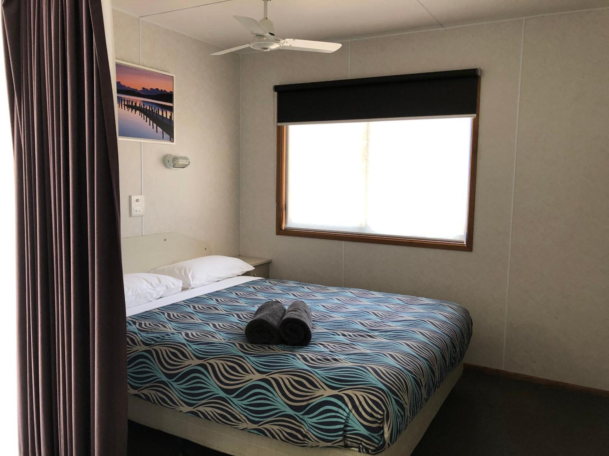 Acacia Caravan Park & Holiday Units Арарат Экстерьер фото