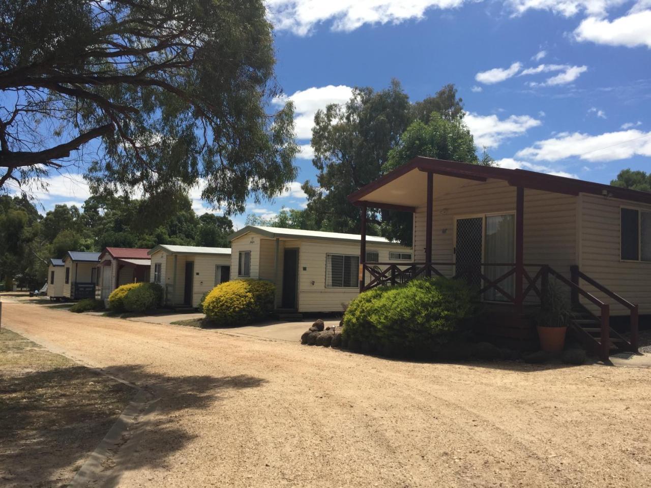 Acacia Caravan Park & Holiday Units Арарат Экстерьер фото