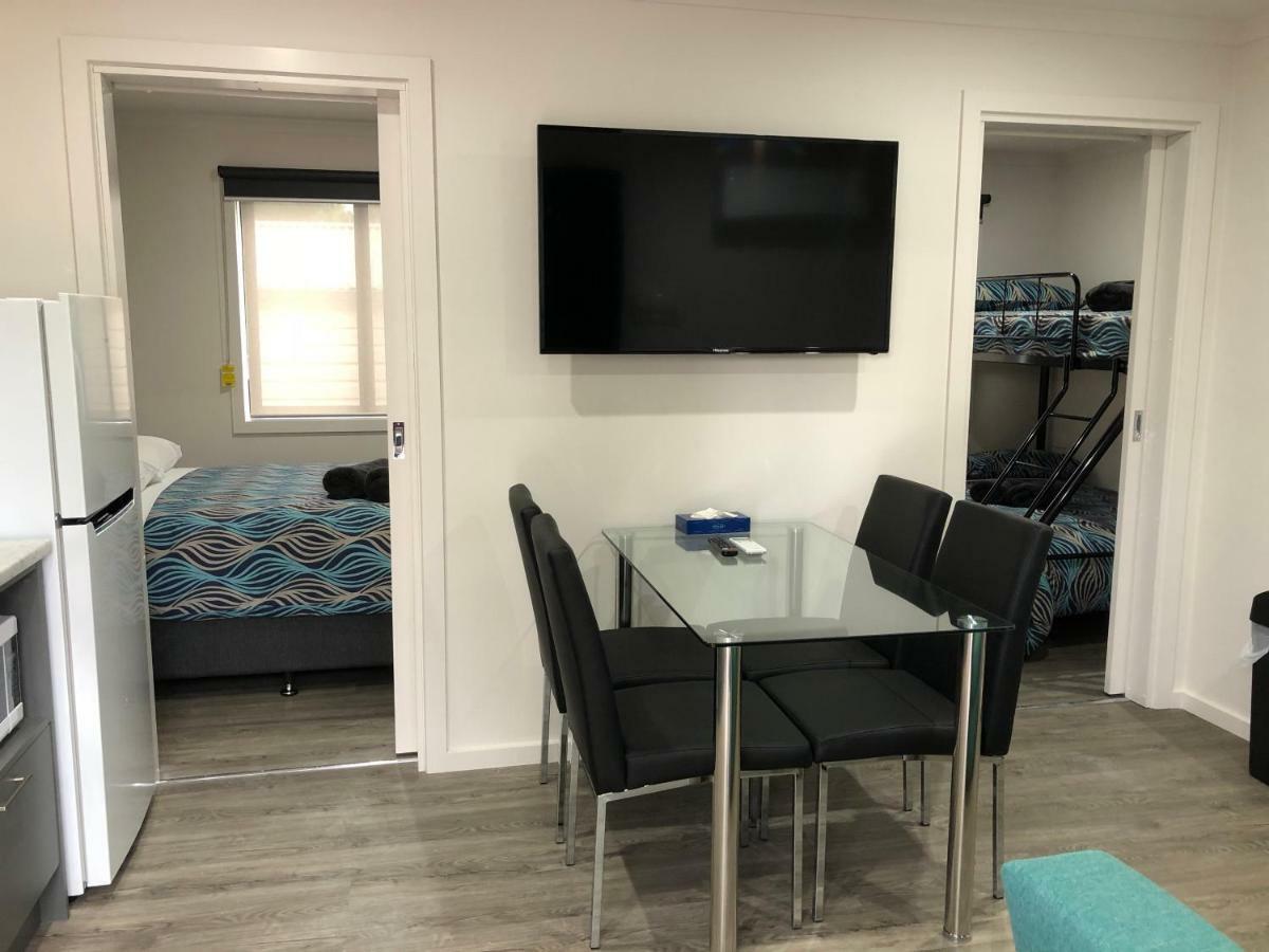 Acacia Caravan Park & Holiday Units Арарат Экстерьер фото